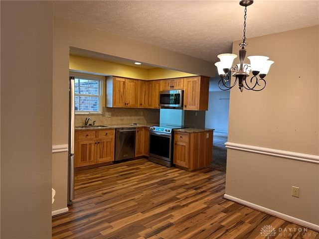 140 Outerview Drive, Xenia, OH 45385