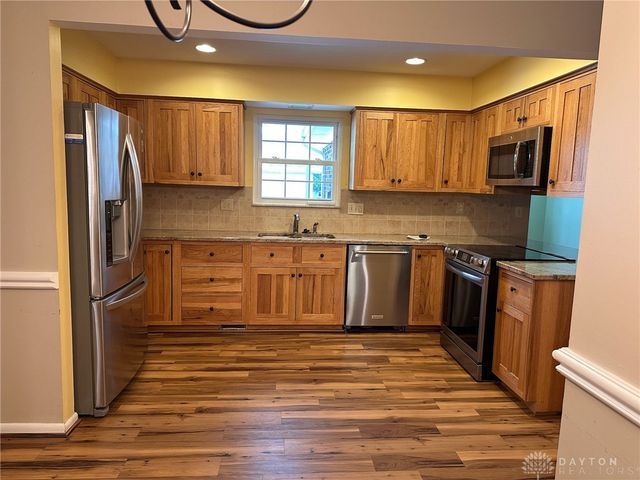 140 Outerview Drive, Xenia, OH 45385