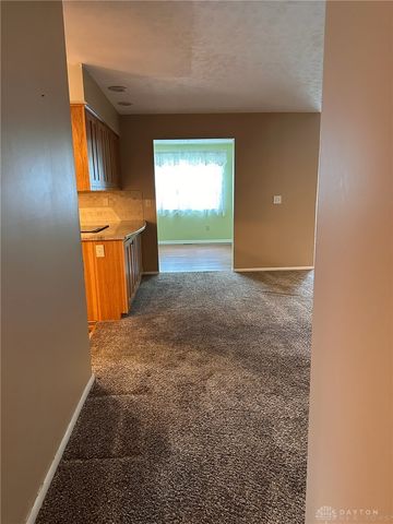 140 Outerview Drive, Xenia, OH 45385