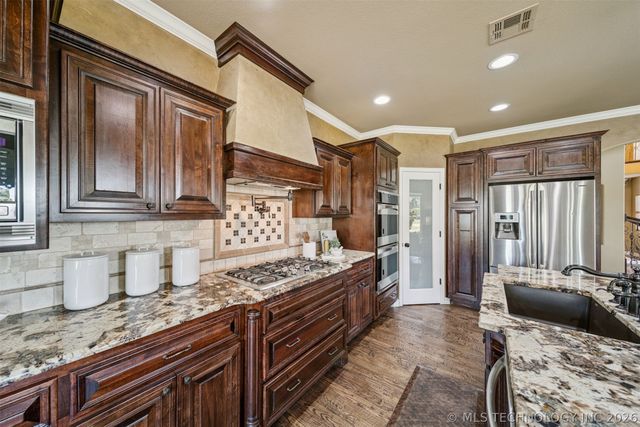 13033 E 580 Road, Inola, OK 74036
