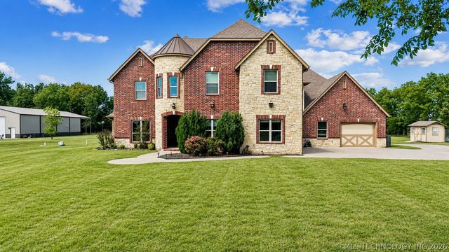13033 E 580 Road, Inola, OK 74036