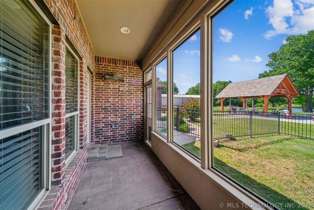 13033 E 580 Road, Inola, OK 74036
