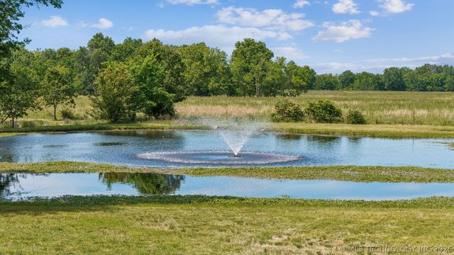 13033 E 580 Road, Inola, OK 74036