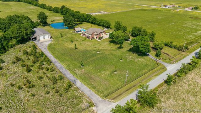 13033 E 580 Road, Inola, OK 74036