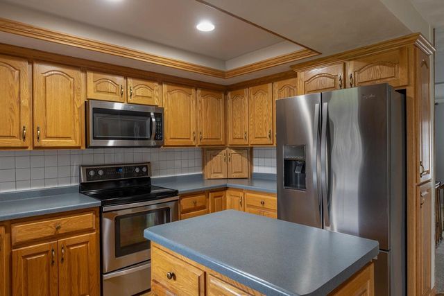 354 WELHOUSE DRIVE, Kimberly, WI 54136