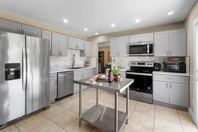 12944 68th Street N, The Acreage, FL 33412