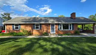 1540 Oakwood Street, Bedford, VA 24523