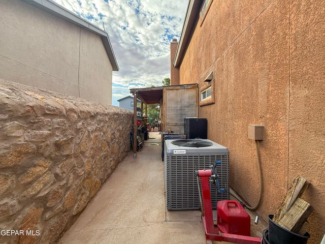 14177 SPANISH POINT Drive, El Paso, TX 79938