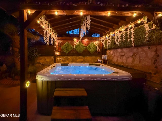 14177 SPANISH POINT Drive, El Paso, TX 79938