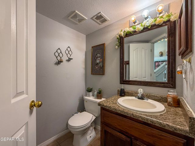 14177 SPANISH POINT Drive, El Paso, TX 79938