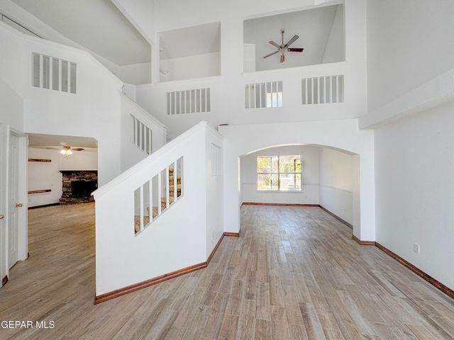 14177 SPANISH POINT Drive, El Paso, TX 79938