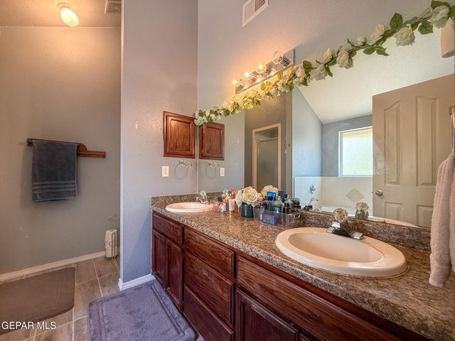 14177 SPANISH POINT Drive, El Paso, TX 79938