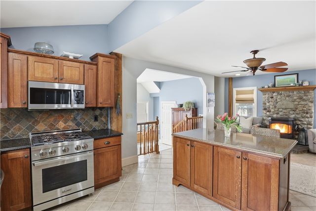 8361 State Route 5 And 20, West Bloomfield, NY 14469