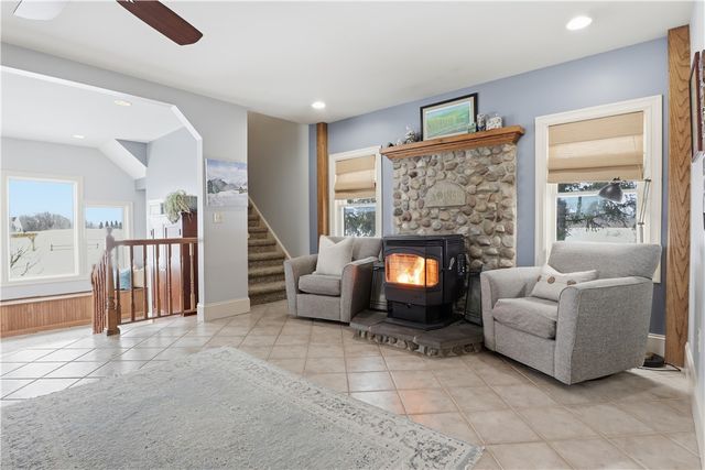 8361 State Route 5 And 20, West Bloomfield, NY 14469