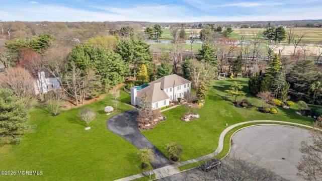 15 Lenape Trail, Freehold, NJ 07728