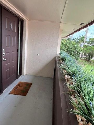 311 GARVIN STREET 205D, Punta Gorda, FL 33950