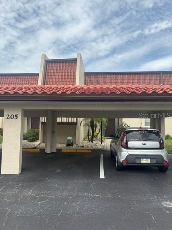 311 GARVIN STREET 205D, Punta Gorda, FL 33950