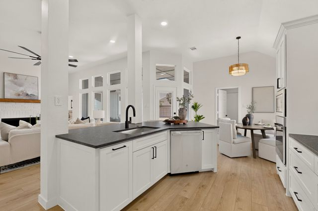 1202 Grimsworth Lane, Allen, TX 75002