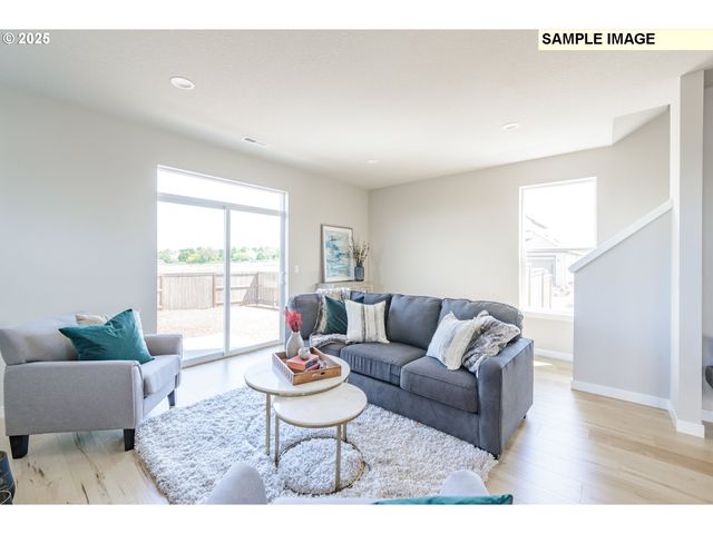 2202 Statesman Dr Lot 42, Woodland, WA 98674