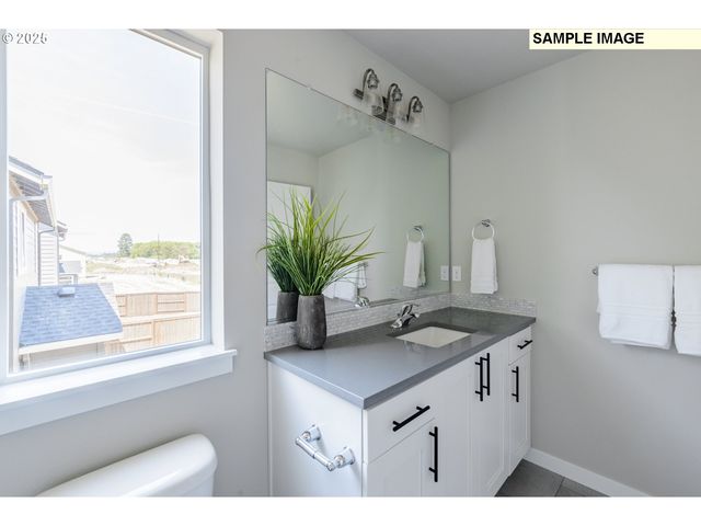 2202 Statesman Dr Lot 42, Woodland, WA 98674