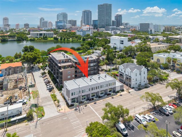 233 8TH STREET N, St Petersburg, FL 33701