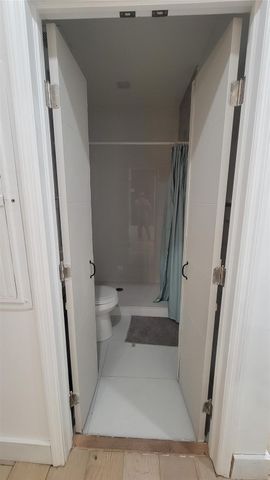 512 NW 15th Terrace, Fort Lauderdale, FL 33311
