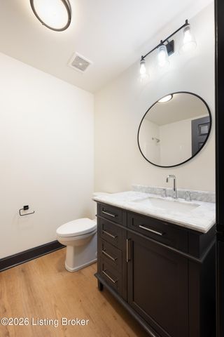 5909 Old Cedar Ct, Prospect, KY 40059