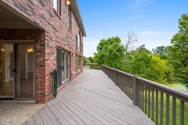 5909 Old Cedar Ct, Prospect, KY 40059
