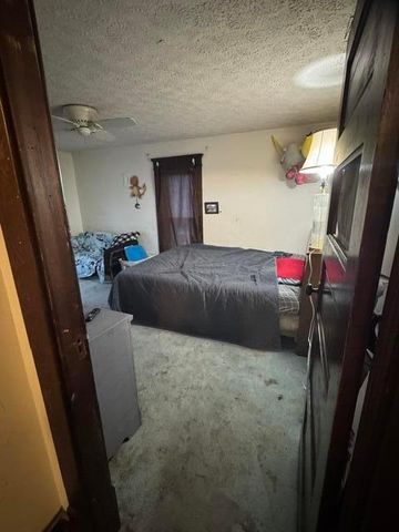 236 N 10th Street, Newark, OH 43055