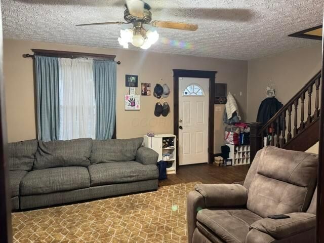 236 N 10th Street, Newark, OH 43055