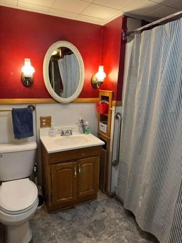 236 N 10th Street, Newark, OH 43055