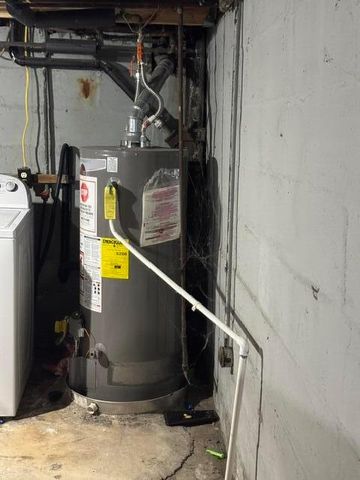 236 N 10th Street, Newark, OH 43055