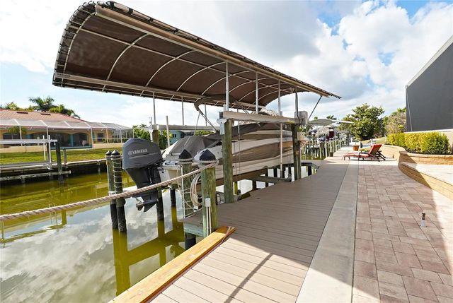 1504 MOHAWK PARKWAY, Cape Coral, FL 33914