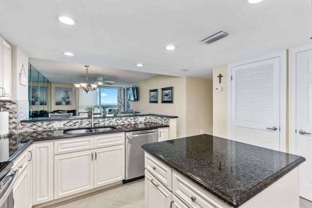 2700 N Highway A1a 902, Fort Pierce, FL 34949