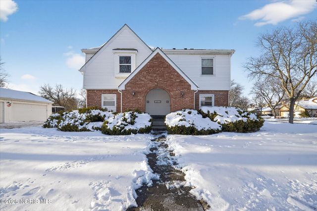 2630 7th Street, Apt B, Maumee, OH 43537