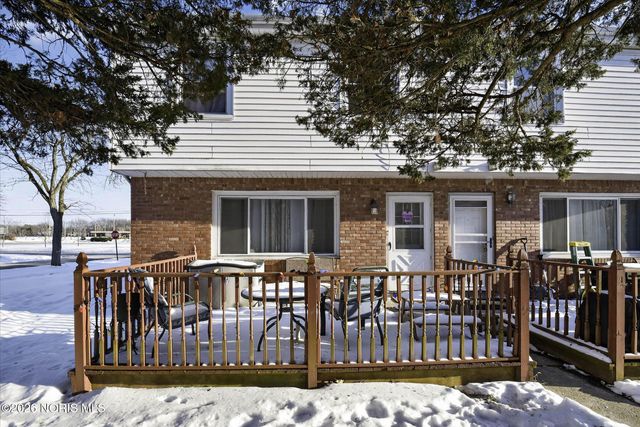 2630 7th Street, Apt B, Maumee, OH 43537