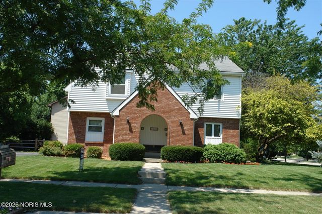 2630 7th Street, Apt B, Maumee, OH 43537