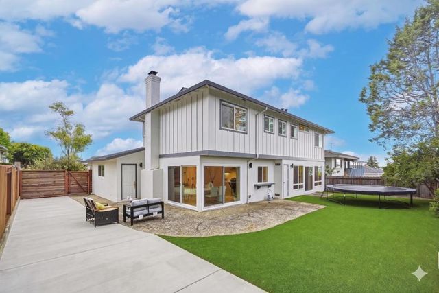 27947 Edgecliff Way, Hayward, CA 94542