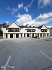 1510 Kaliste Saloom Road 105, Lafayette, LA 70508