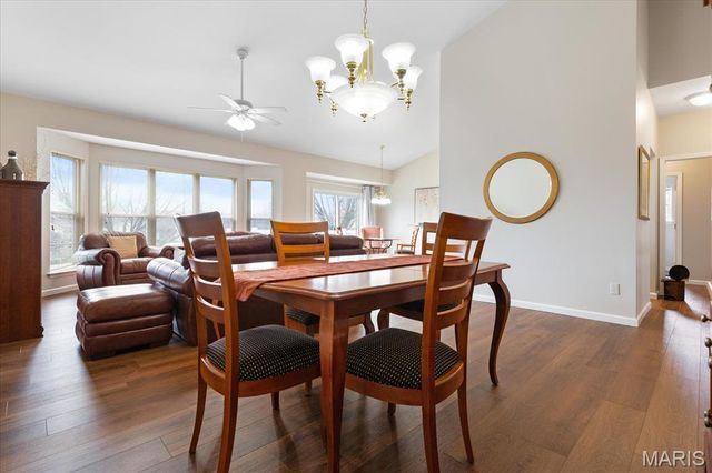 2919 Mac Arthur Drive 29, St Charles, MO 63301