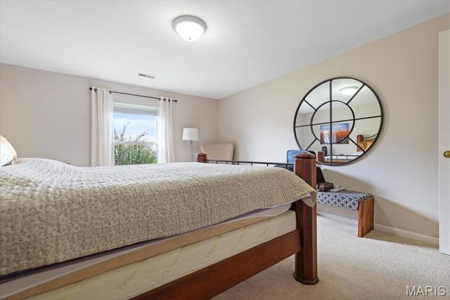 2919 Mac Arthur Drive 29, St Charles, MO 63301