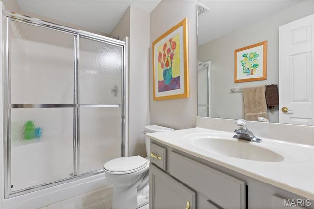 2919 Mac Arthur Drive 29, St Charles, MO 63301