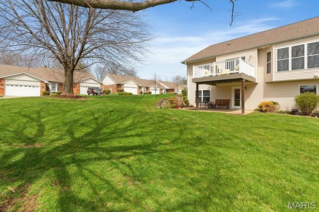 2919 Mac Arthur Drive 29, St Charles, MO 63301