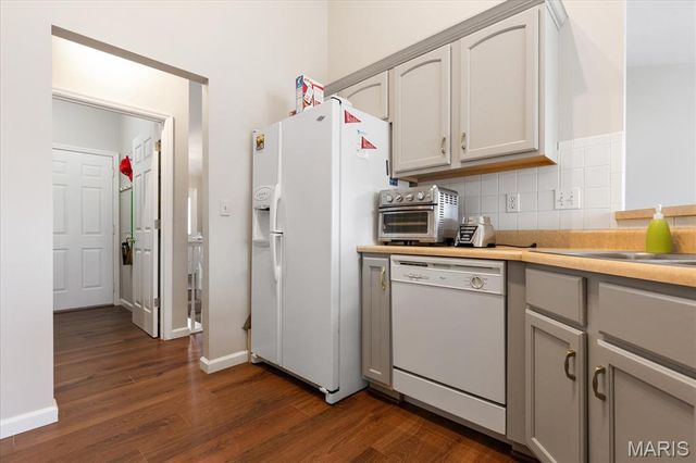 2919 Mac Arthur Drive 29, St Charles, MO 63301