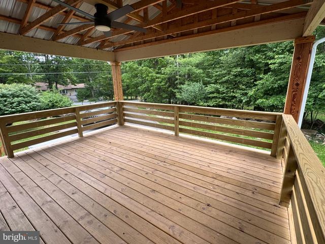 1067 BROADVIEW DR, Jim Thorpe, PA 18229