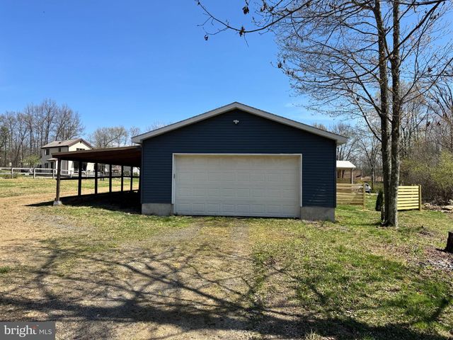 1067 BROADVIEW DR, Jim Thorpe, PA 18229