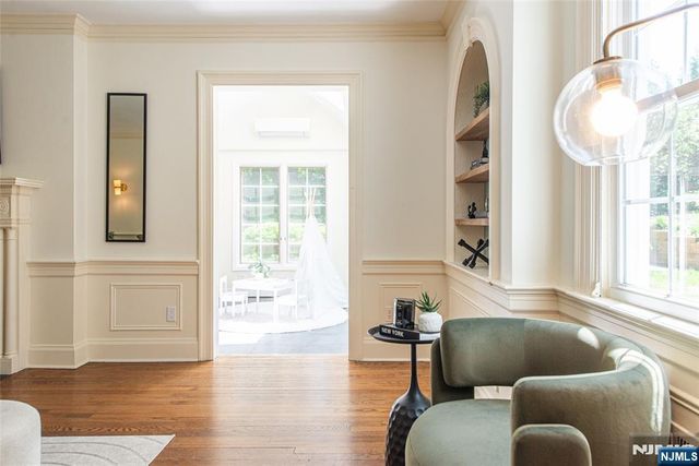 25 West Road, Millburn, NJ 07078