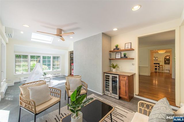 25 West Road, Millburn, NJ 07078