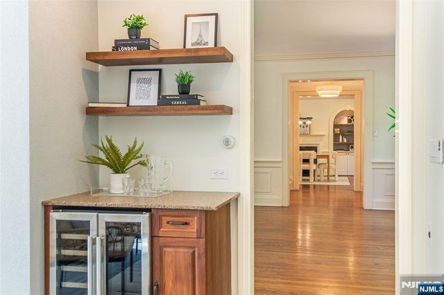 25 West Road, Millburn, NJ 07078