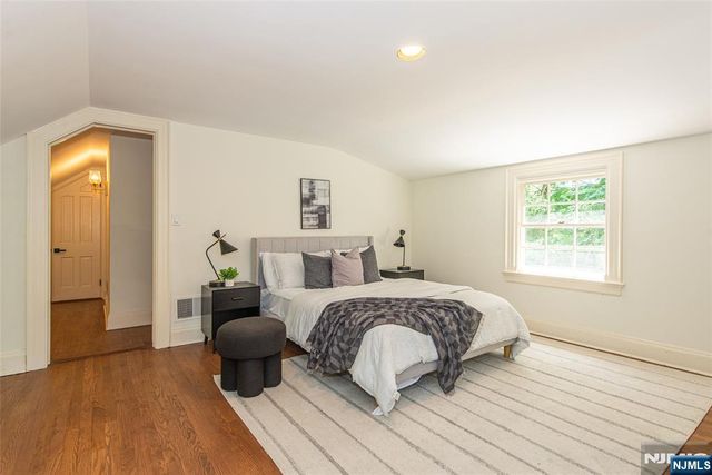 25 West Road, Millburn, NJ 07078